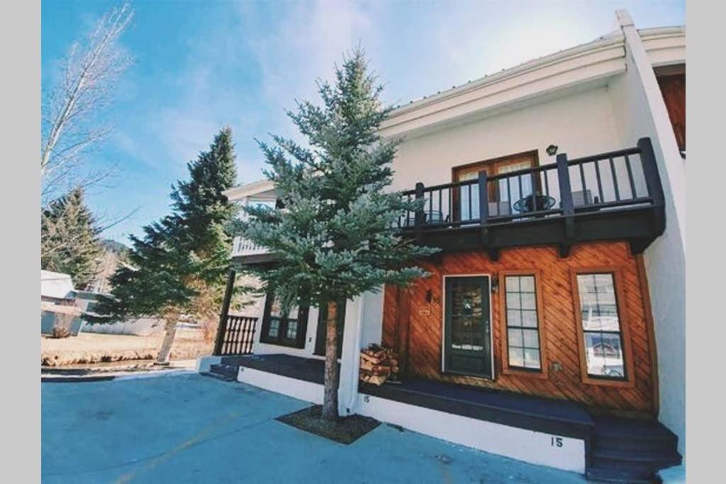 Red River Getaway- Ski In Ski Out, Newly Remodeled Exterior foto